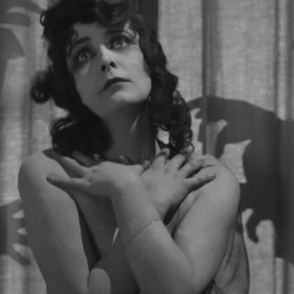 Stummfilm mit Live-Vertonung im Kino Cameo: Schatten – Eine nächtliche Halluzination