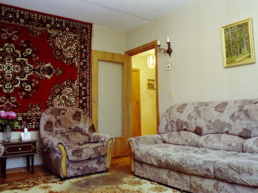 Logo Türen auf – wie wohnen wir, wie wohnen andere?