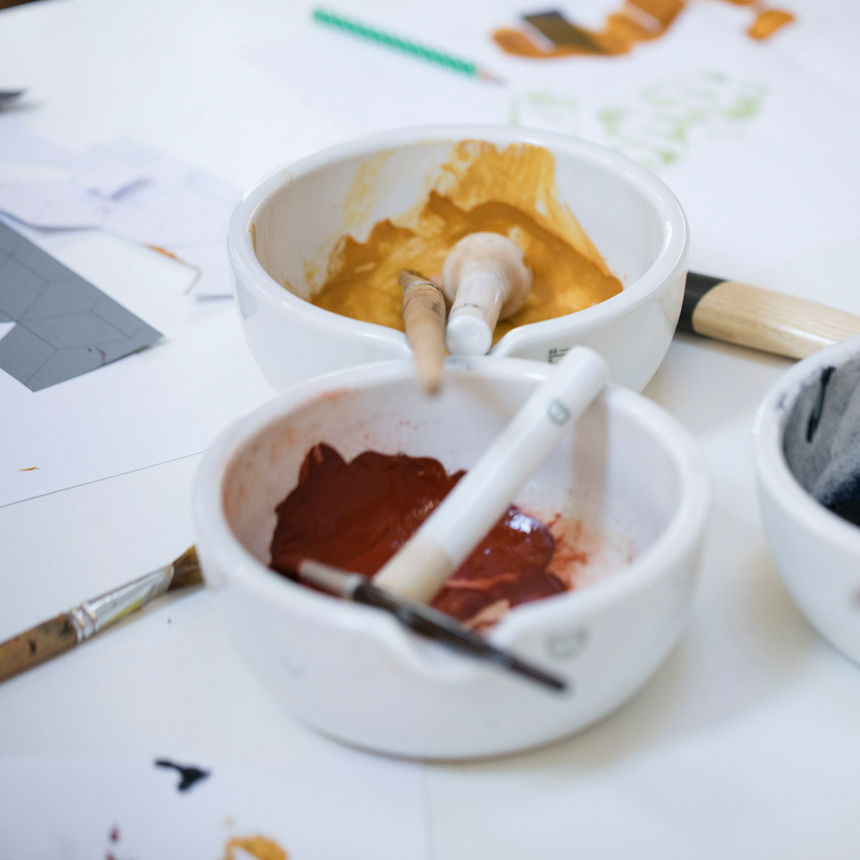 Was macht die Farben farbig? – MATERIAL!