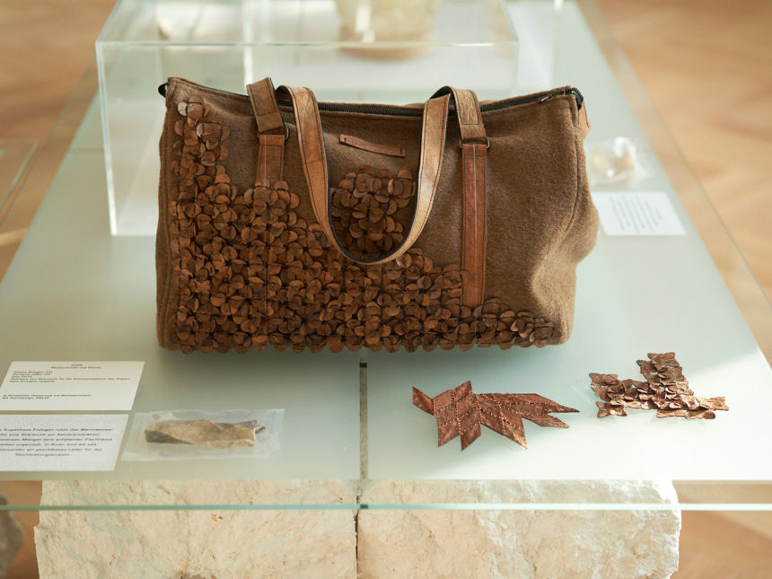 Logo Blood & Dust – Putting waste material to good use