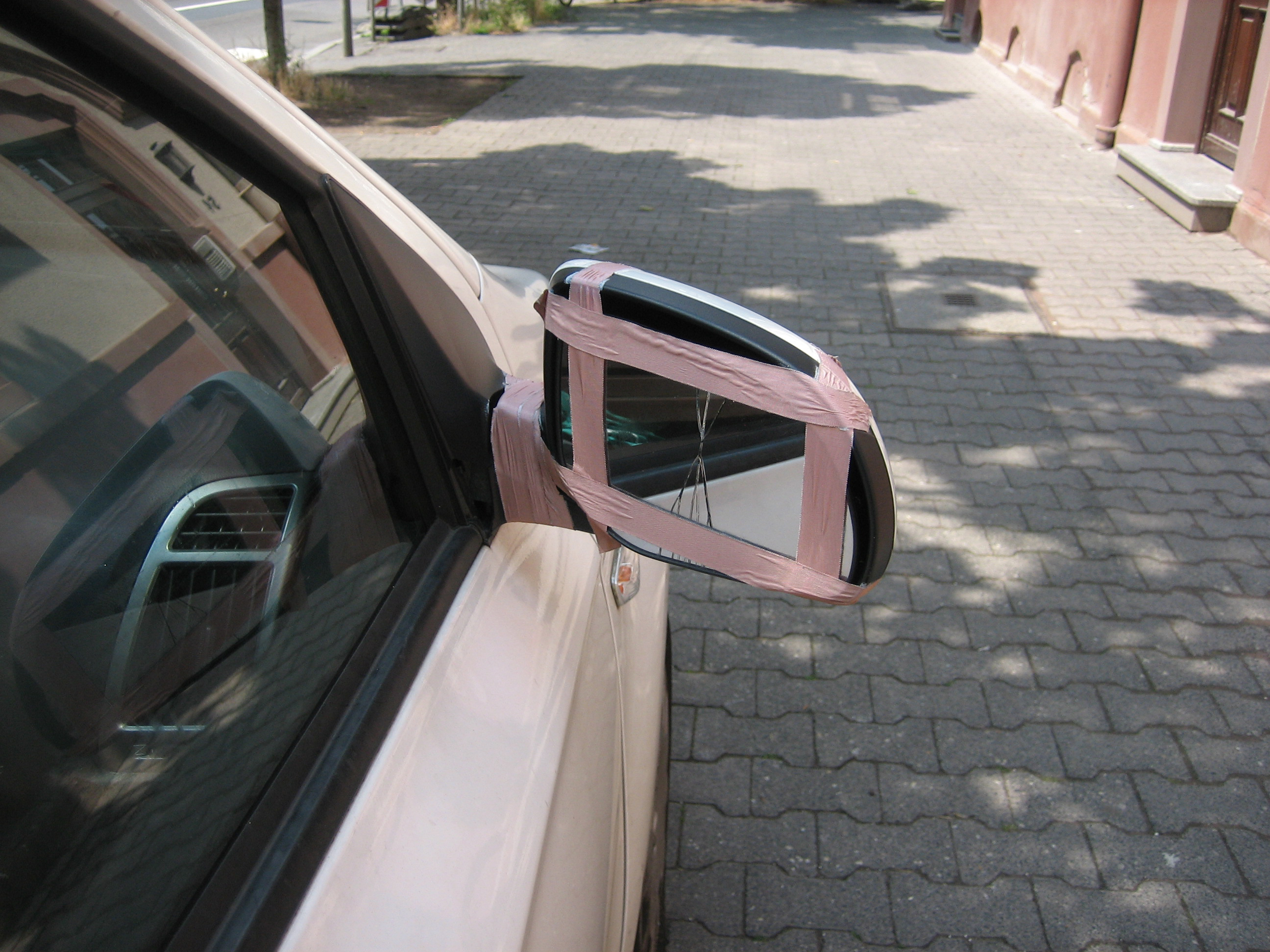 Buchauslese: Von Provisorien und Selbstoptimierung