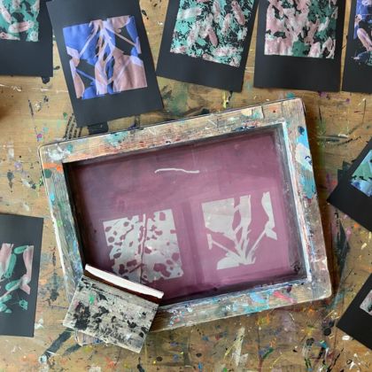 Workshop für alle: Aus dunkel wird hell – wir siebdrucken! – Nur noch Warteliste!